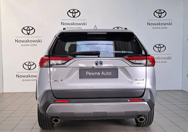 Toyota RAV4 cena 149900 przebieg: 42304, rok produkcji 2019 z Ińsko małe 466